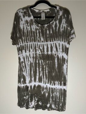 Time and Tru Women’s Olive Tie-Dye Short Sleeve Tee Size XL